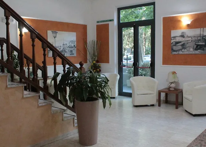 Hotel Derna 3*
