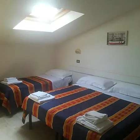 Derna Otel 3*