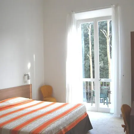 Hotel Derna Viareggio